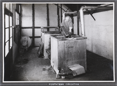 222994 Interieur van de N.V. Snelwegerfabriek “Utrecht”, W.C. Olland (Dorpsstraat 78-80) te De Bilt: ...